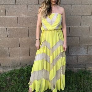 Maxi lime green and nude summer dress.